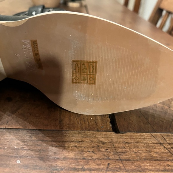 NEW MI.IM women's valeria western embroidered ankle boots in black size 9 - Picture 2 of 2